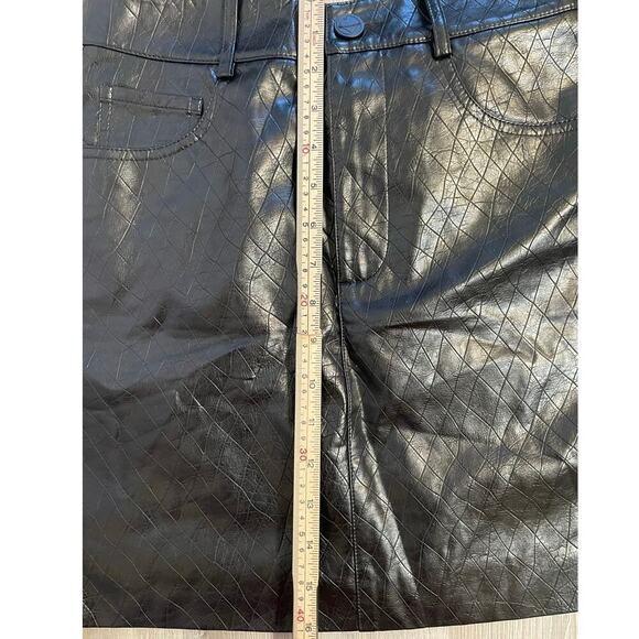 NWT Peacebird quilted black faux leather mini skirt size M *CHECK MEASUREMENTS* - Picture 7 of 15